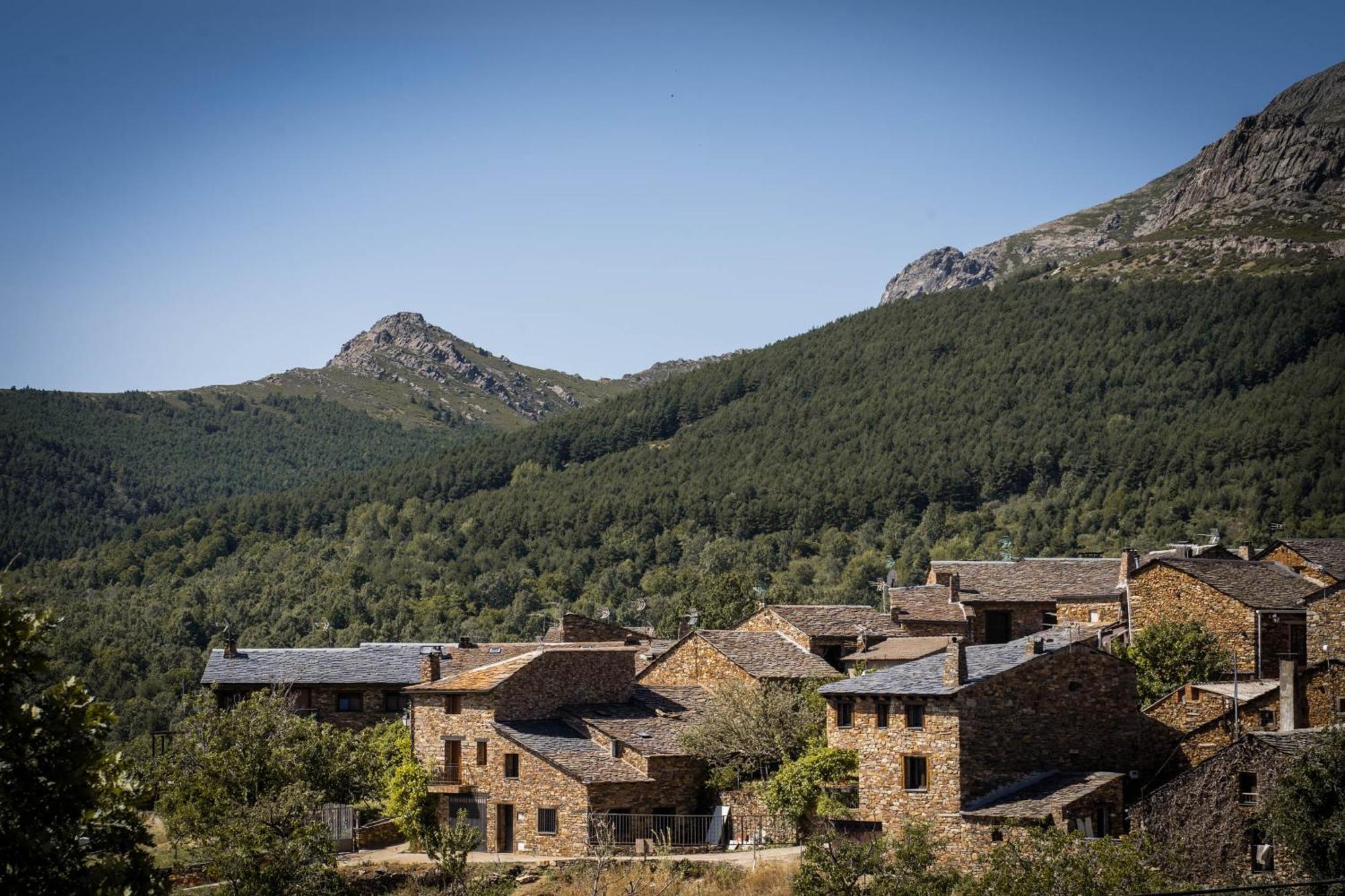 Posada El Rincon De Valverde Valverde De Los Arroyos Bagian luar foto